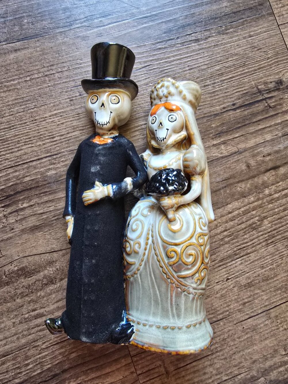 Yankee Candle Boney Bunch Bride and Groom Taper Candle Holder